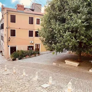 https://feel-the-city-atmosphere-rovinj.in-istria.net