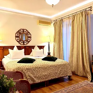  Apartment Arc De Triomphe