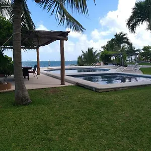 Casa Frente Al Mar , Cancun Mexico